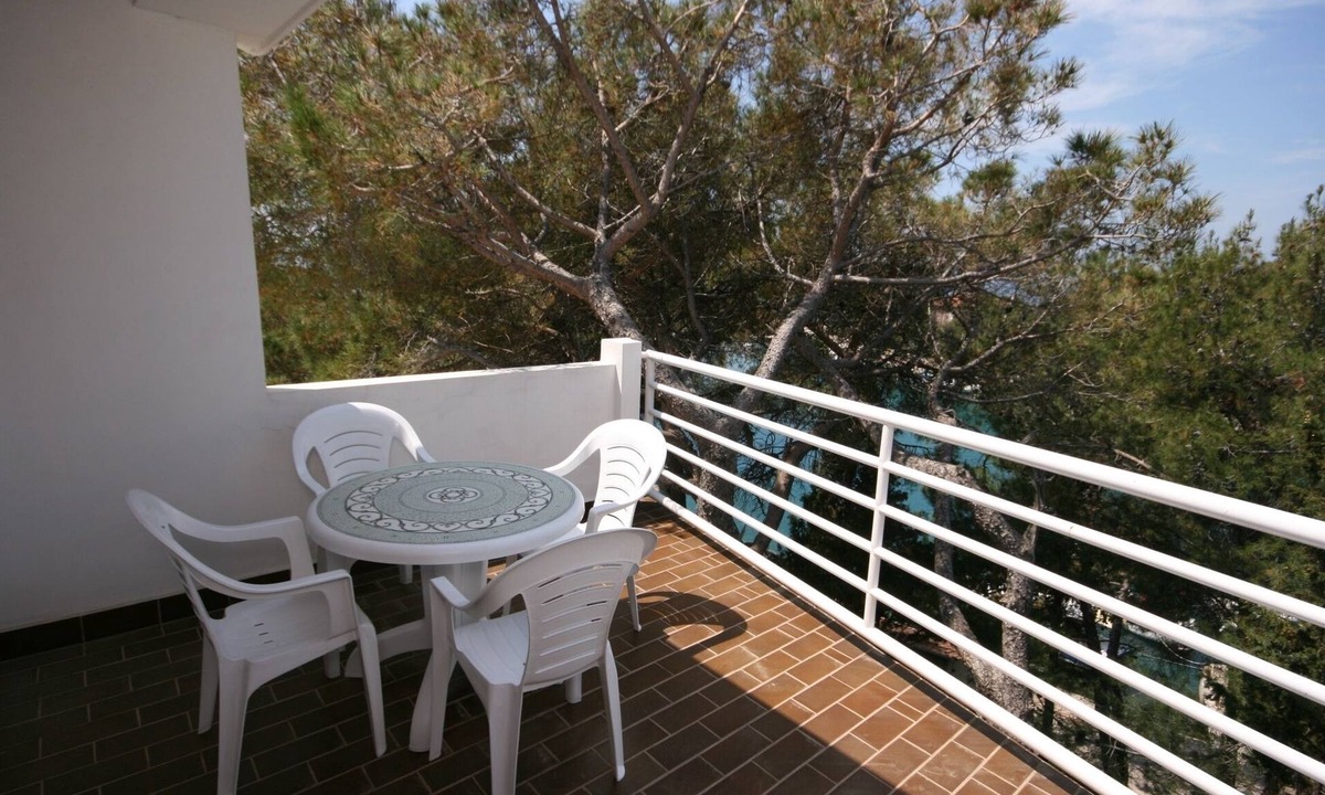 Mandre Apartment | One bedroom apartment with terrace and sea view Mandre, Pag (A-6474-c)