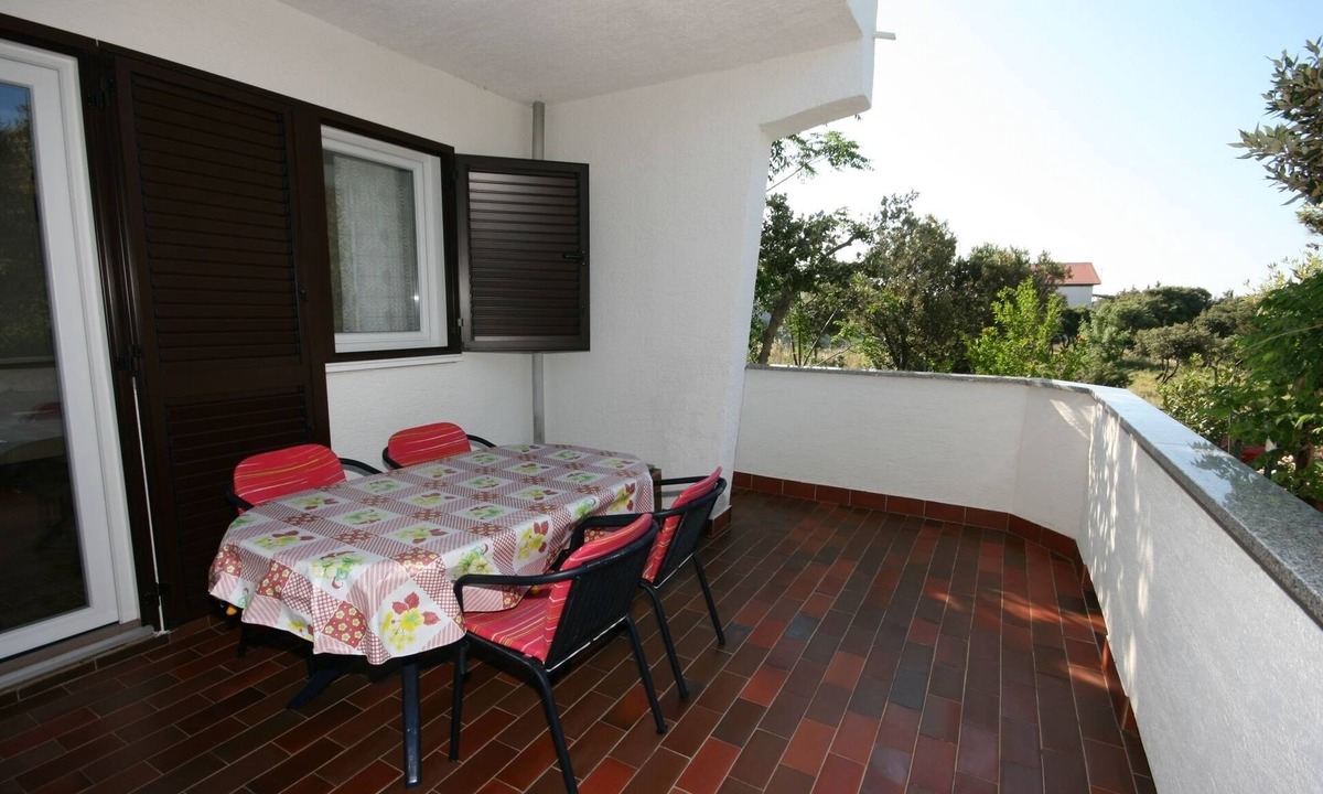 Mandre Apartment | One bedroom apartment with terrace Mandre, Pag (A-6515-a)