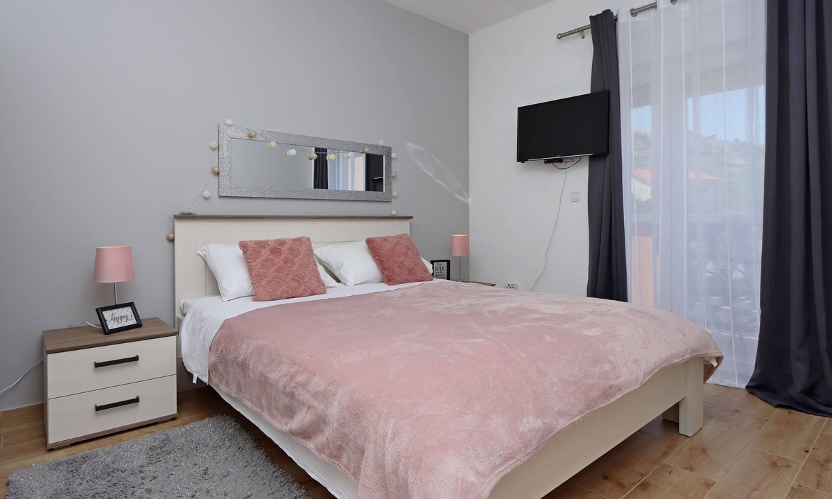 Pag Apartment | One bedroom apartment with a swimming pool Pag (A-6412-b)