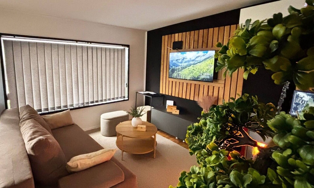 Slavonski Brod House | PANORAMA HOUSE - Panoramic Mountain Retreat - Private BBQ & Sun Deck