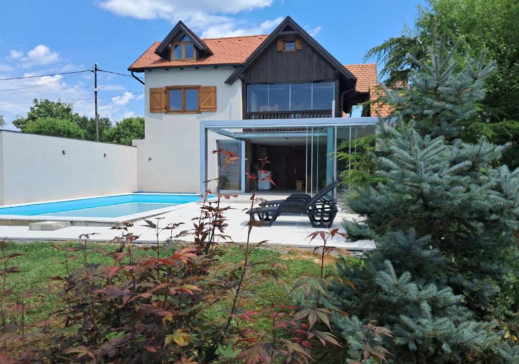 Klostar Ivanic House | Peaceful Countryside Retreat with Pool & Jacuzzi by Destination GREEN Croatia