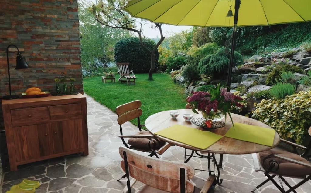 Maribor Apartment | Peaceful Heartwarming Home With A Green Terrace