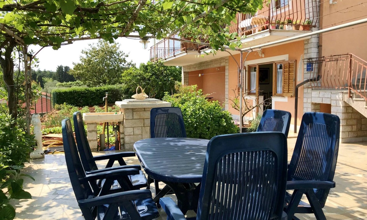 Basanija Apartment | Peaceful stay with bbq and parking