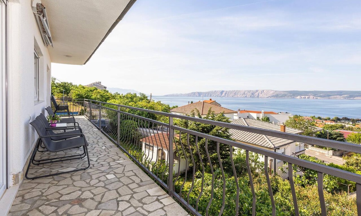 Novi Vinodolski Apartment | Pet friendly apartment in Novi Vinodolski