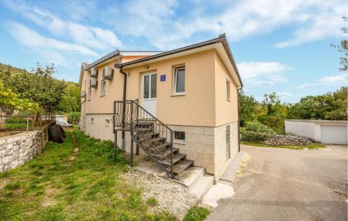 Imotski Apartment | Pet Friendly Apartment In Imotski With Wifi