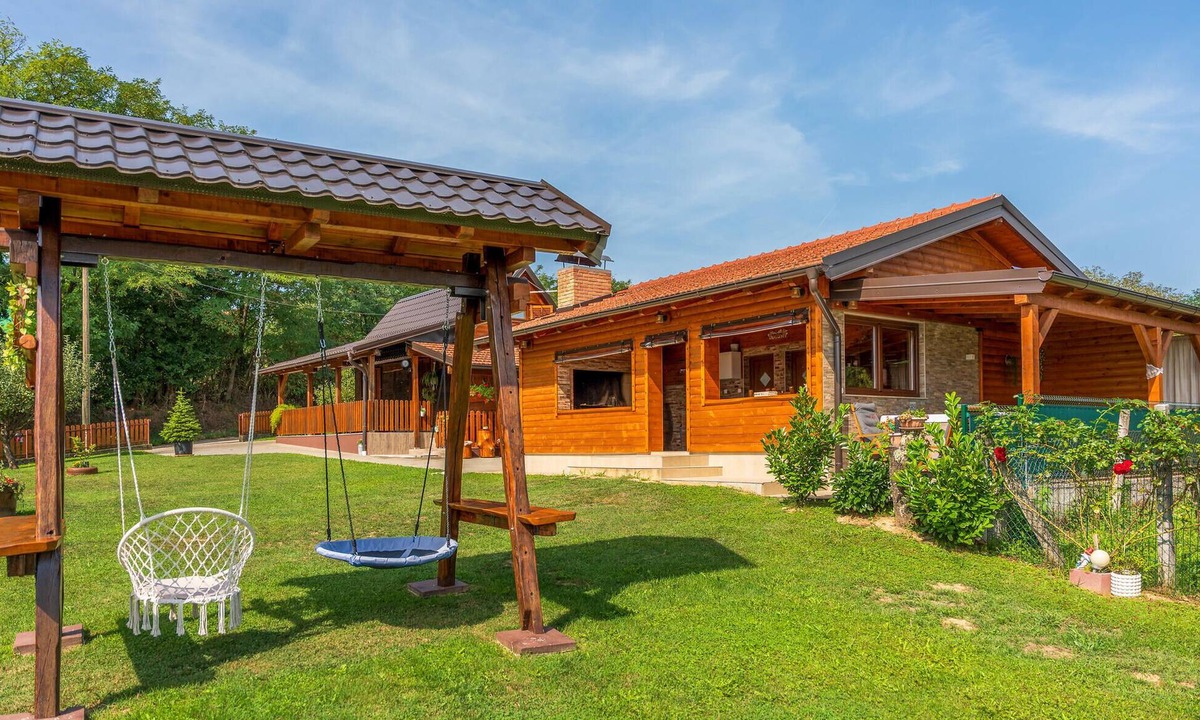 Pokupsko House | Pet friendly home in Velika Gorica with sauna