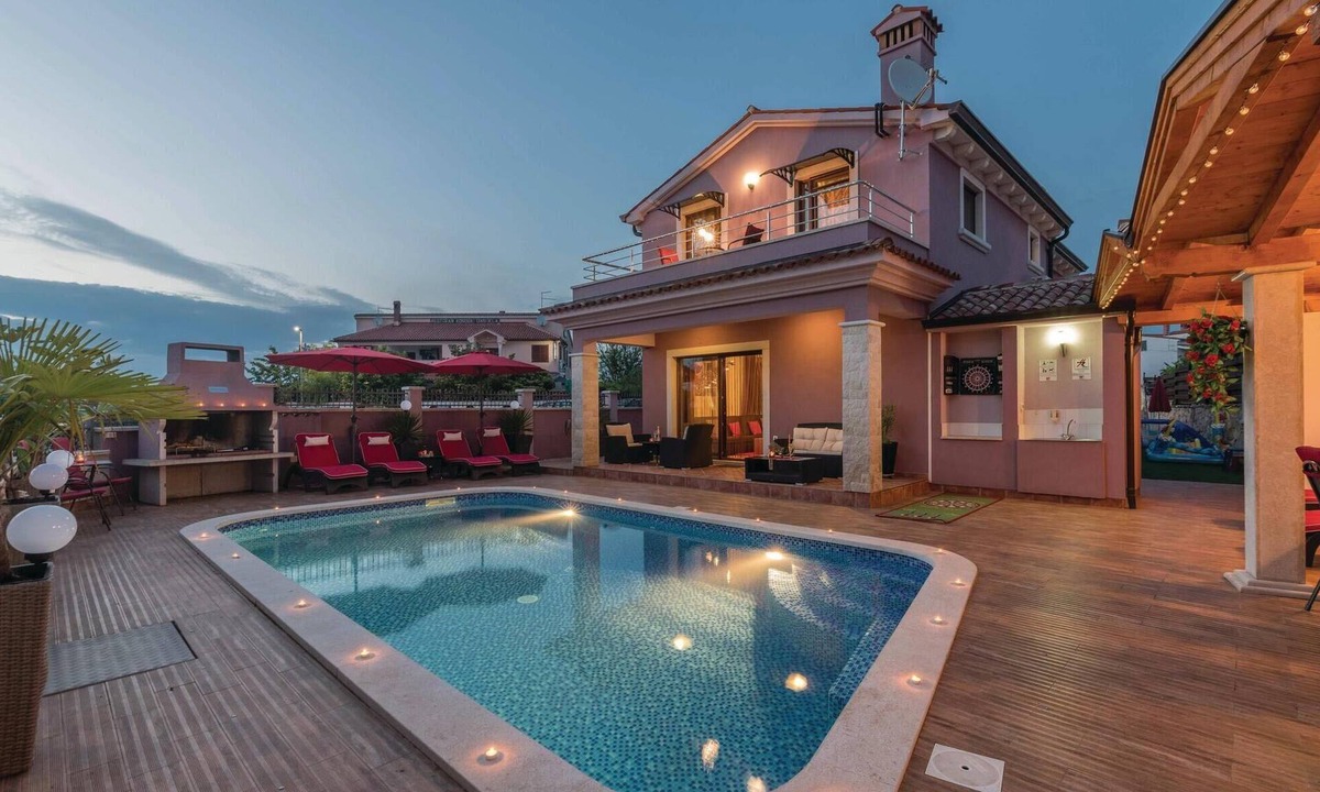 Barbariga House | Pet friendly home in Betiga