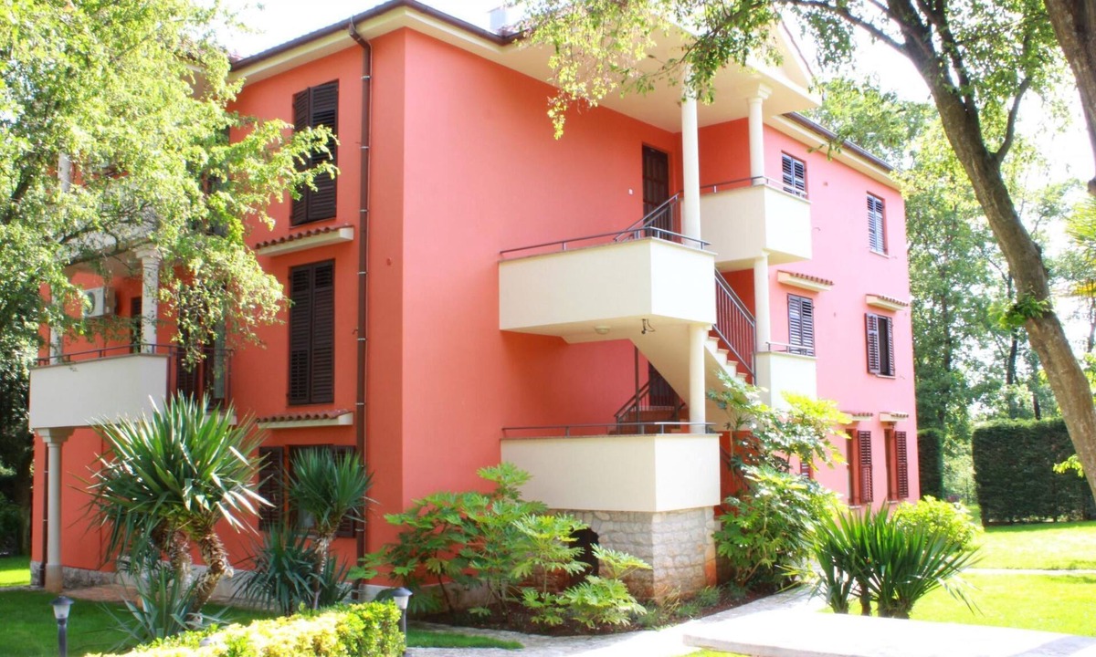 Fiorini Apartment | "Plavo More" mit Terrasse by Interhome