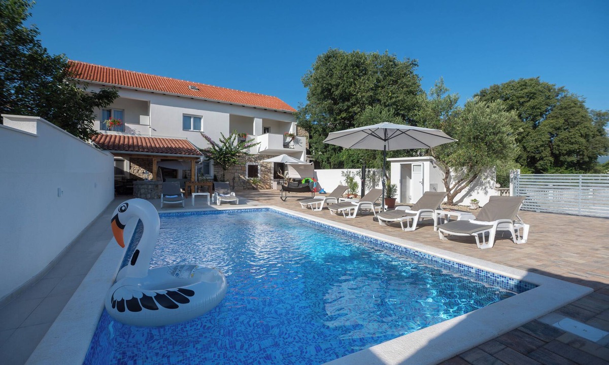 Novigrad House | Pool House Ivana Private Pool & Garden, Pridraga, Croatia