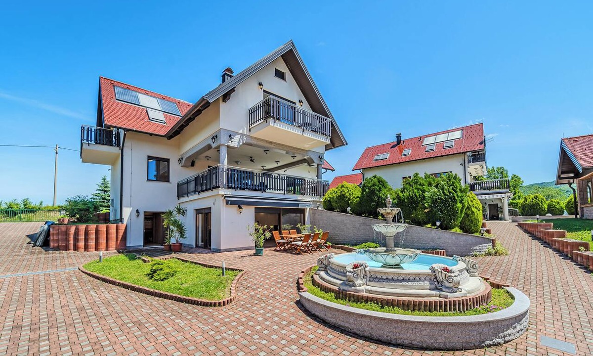 Gornja Stubica House | Pool Villa Aurelia/w Sauna & Jacuzzi near Zagreb, Gornja Stubica, Croatia