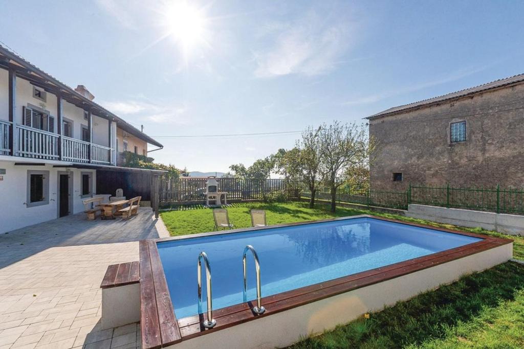 Miren-Kostanjevica House | Pool Villa Sistiana