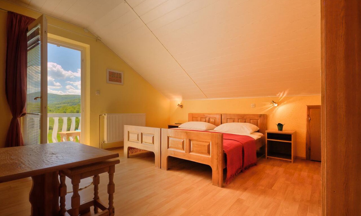 Irinovac House | Ranch Terra