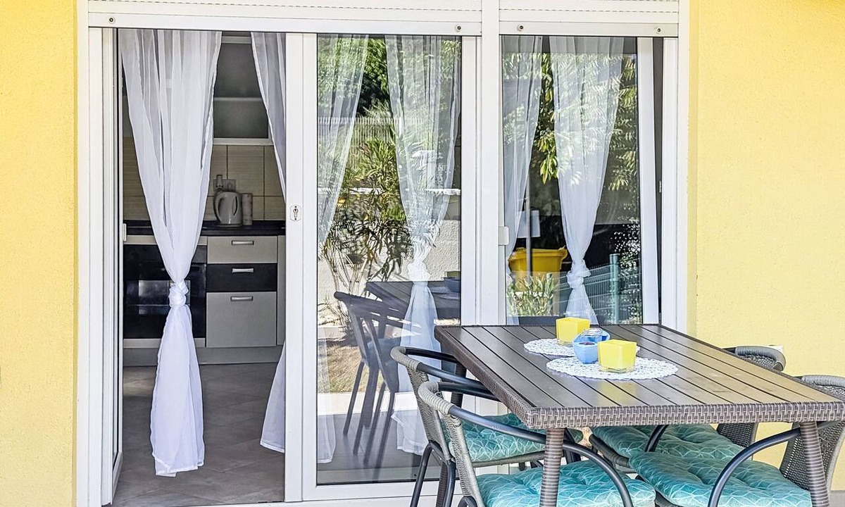 Karigador Apartment | Rondine by Interhome