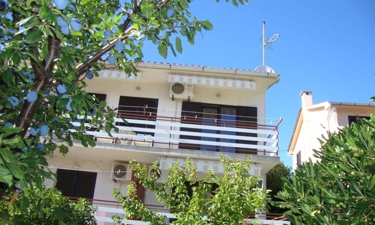 Cres Bed & Breakfast | Room in Cres with Seaview, Balcony, Air condition, WIFI (4249-5)