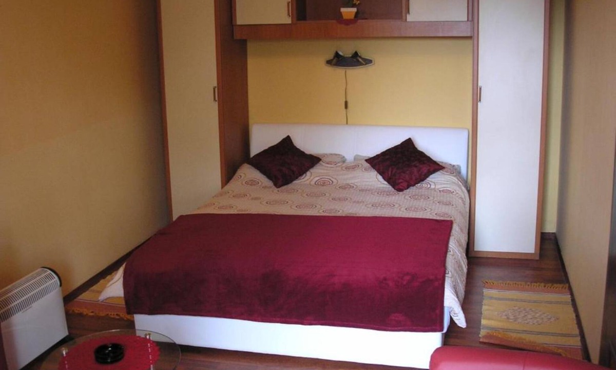 Aljmas House | Rooms Zeko