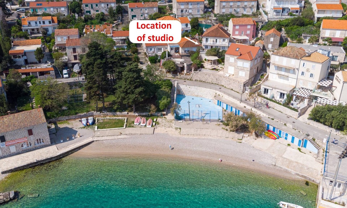 Cove Tri Zala (Zrnovo) Apartment | S 2 - modern studio, just 50m from the beach