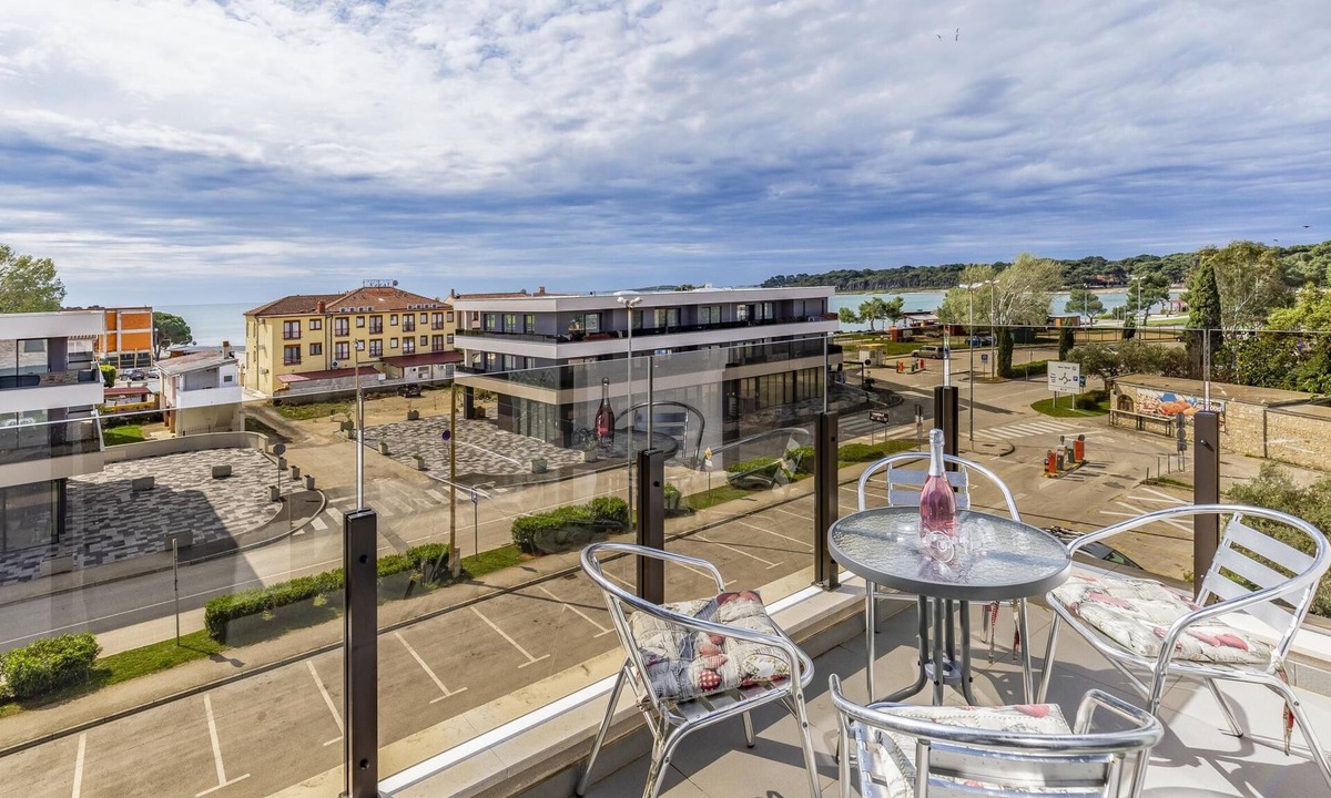 Pomer Apartment | Sea View Bijeca Apartment Aron