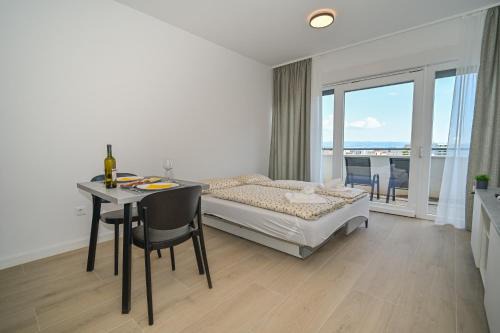 Znjan Apartment | Seaside Escape Apartments