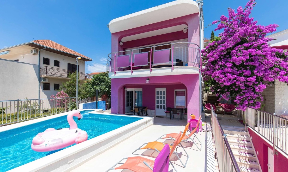 Seget Vranjica House | Seaside house with a swimming pool Seget Vranjica, Trogir (K-9429)