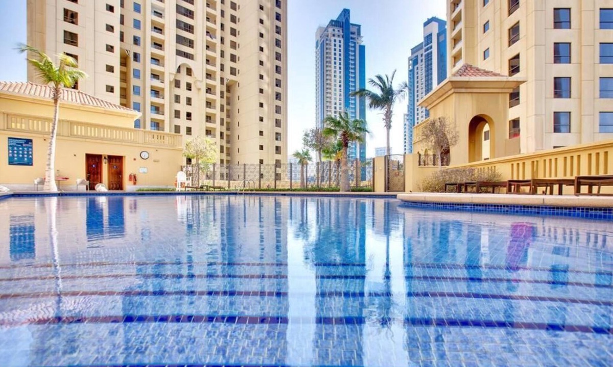 Jumeirah Apartment | Serene 1-bedroom apartment in Dubai perfect for your getaway