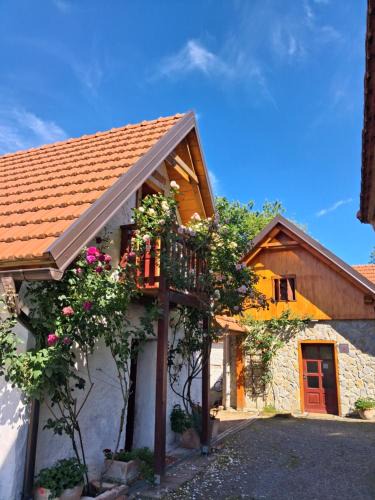 Municipality of Plaski Apartment | Soba Gallo