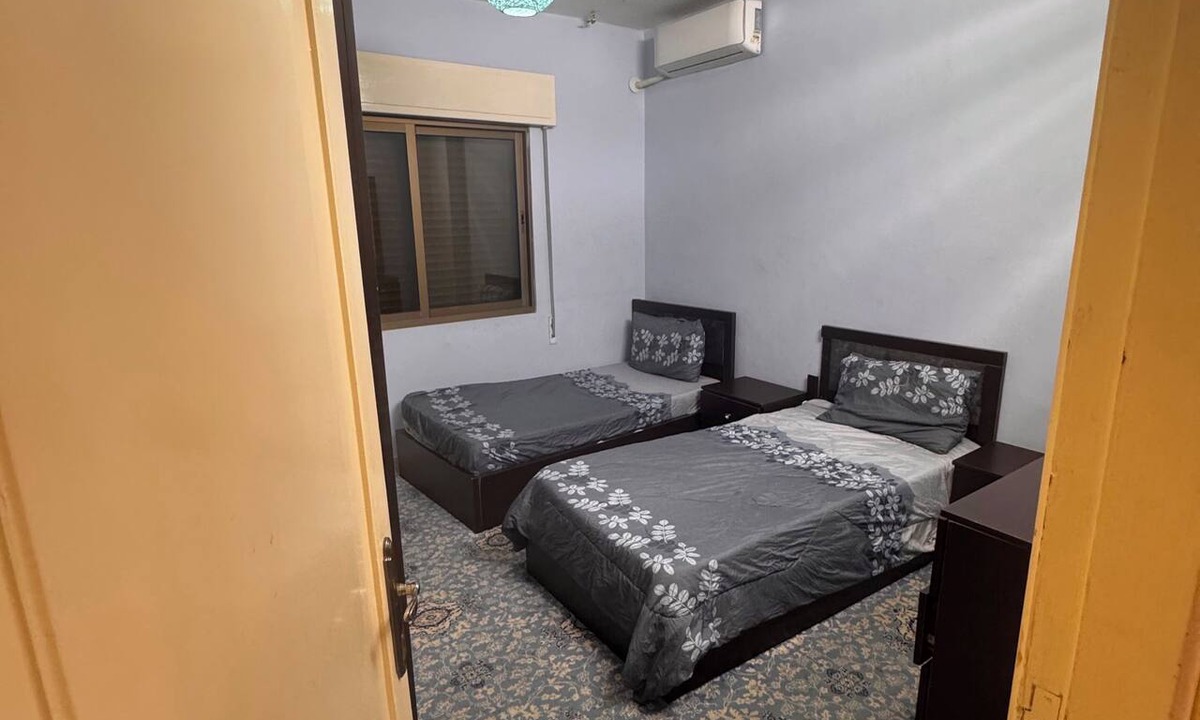 Al Jubeiha Apartment | Spacious 3-bedroom apartment in soothing Amman with AC