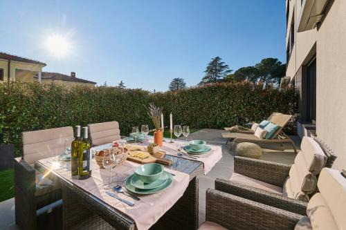 Spadici Apartment | Spada brand new apartment with garden 3 min from beach!