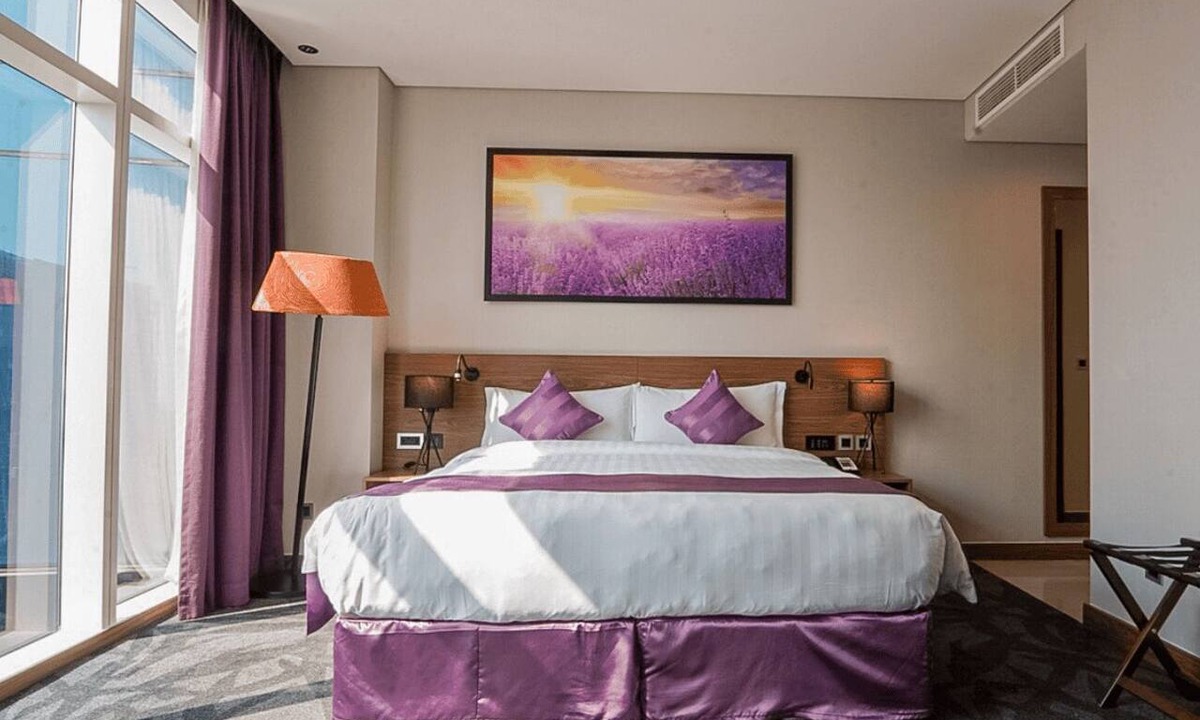 Downtown Dubai Hotel | Standard | Park Regis BB | Business Bay Base, Outdoor Pool, Spa Reset