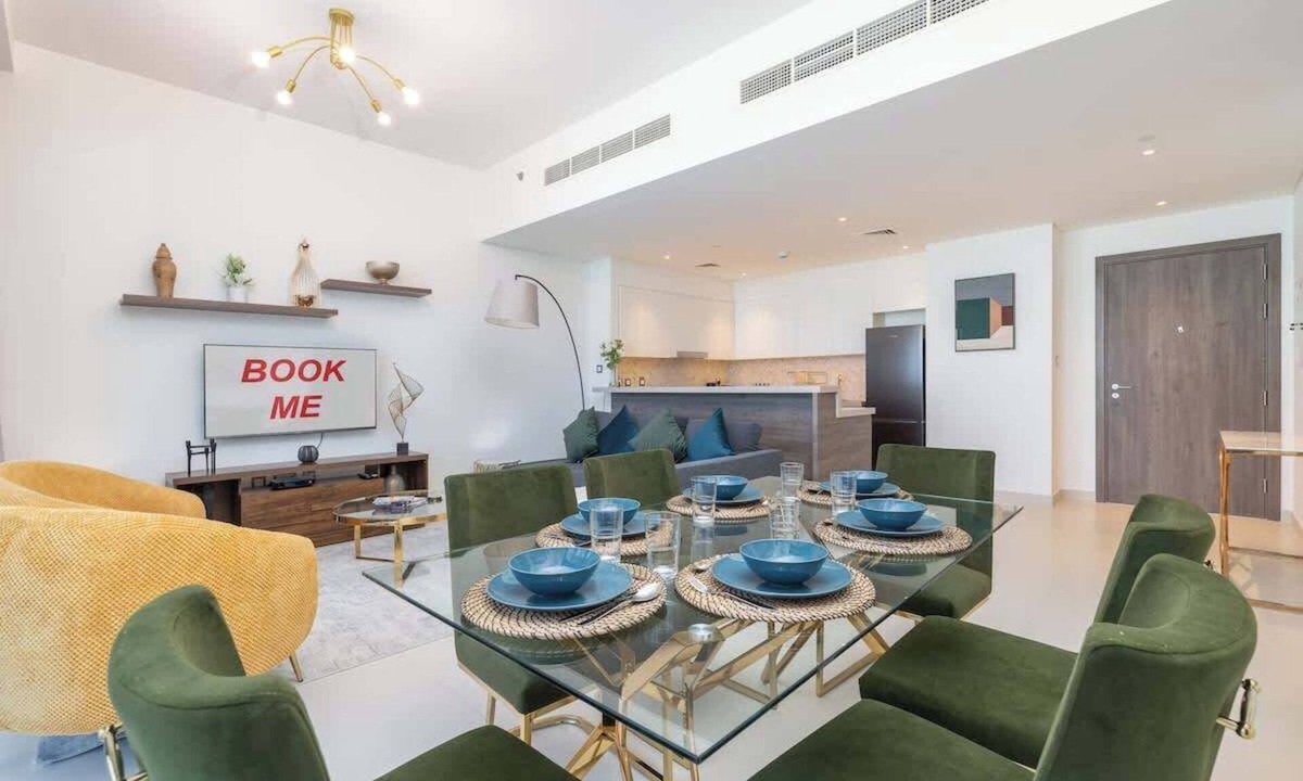 Dubai Apartment | StayShort - Bright & Elegant 2BR in Creek Harbour!