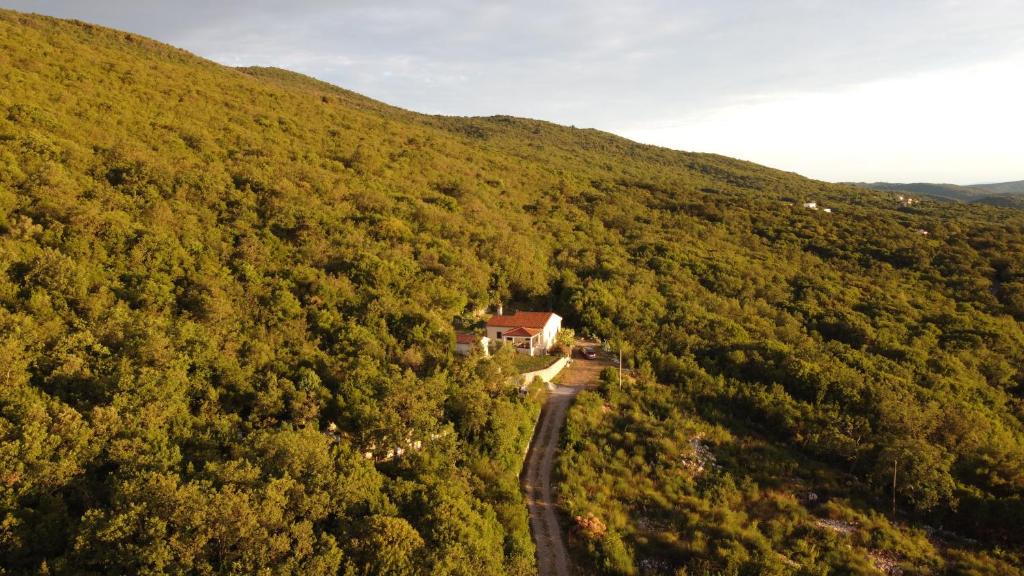 Drenje Villa | Stone House Sea View Vista Natura Private Garden Quiet Location