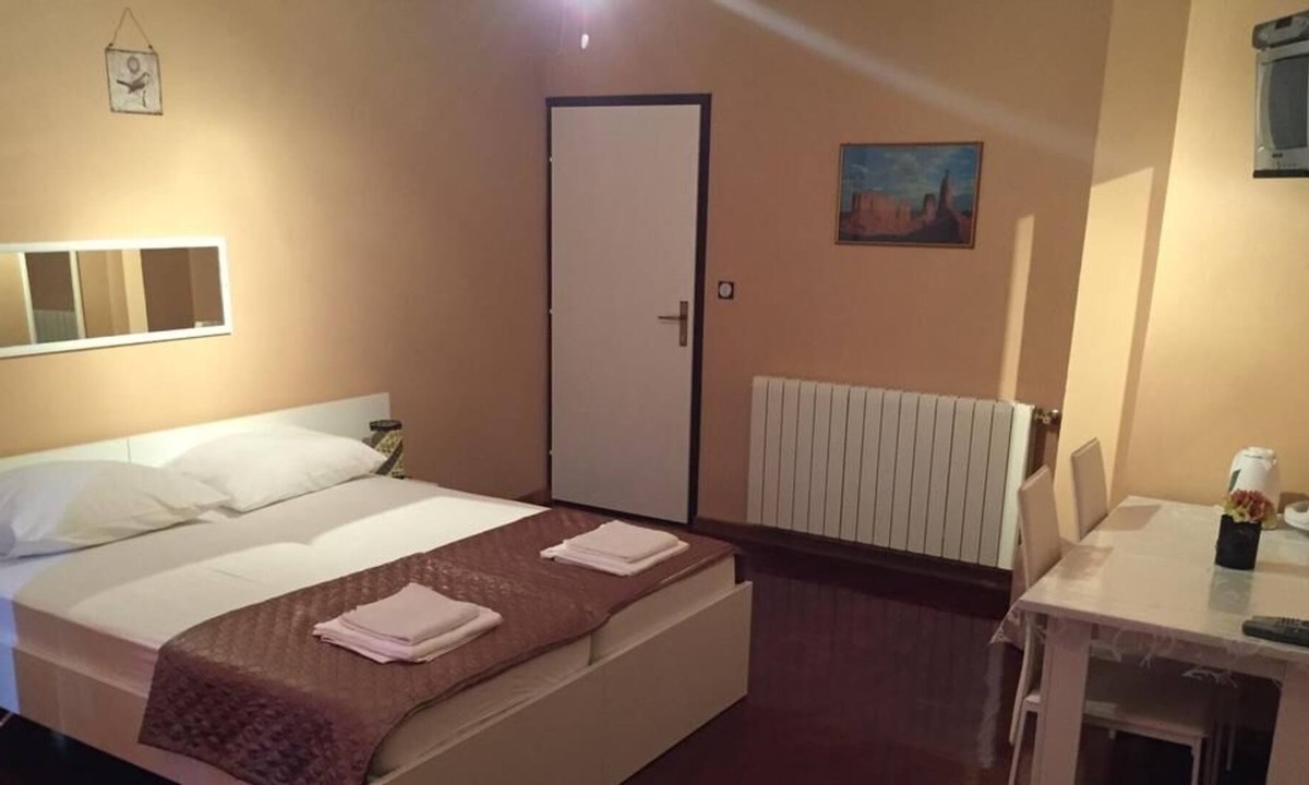 Biograd na Moru Apartment | Studio flat with balcony Biograd na Moru, Biograd (AS-16576-b)