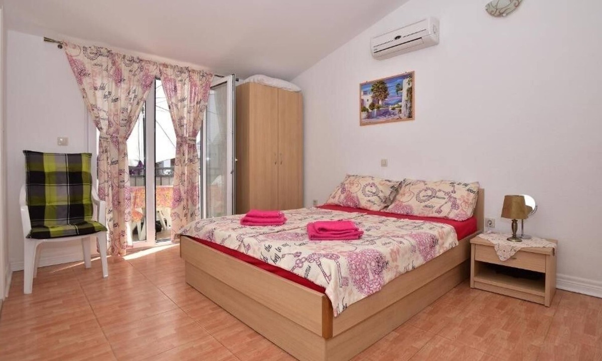 Zelenka Apartment | Studio flat with balcony Makarska (AS-24785-b)