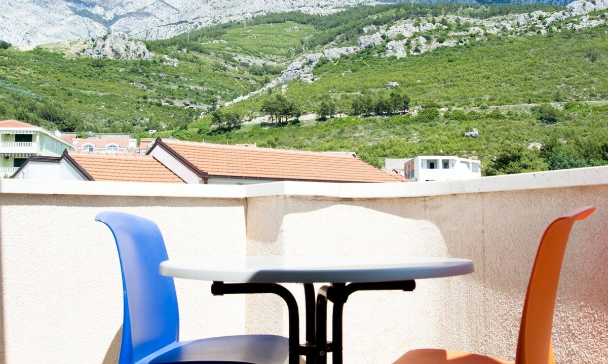 Promajna Apartment | Studio flat with balcony Promajna, Makarska (AS-20883-a)