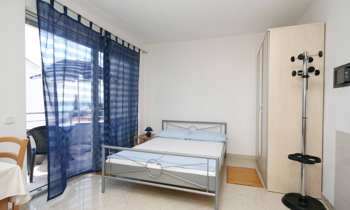Dramalj Apartment | Studio flat with balcony and sea view Dramalj, Crikvenica (AS-5534-a)
