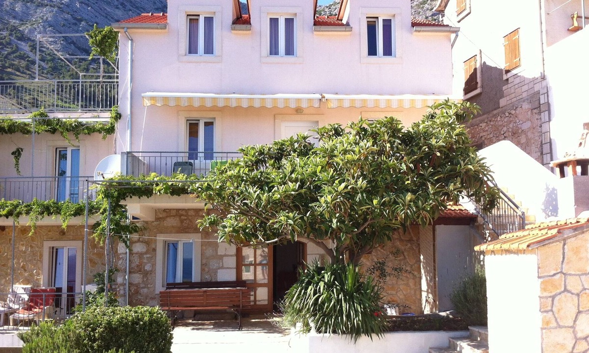 Ivan Dolac Apartment | Studio flat with balcony and sea view Ivan Dolac, Hvar (AS-15483-a)