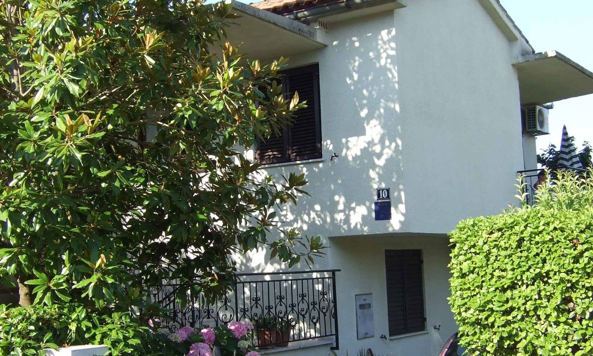 Novigrad Apartment | Studio with air conditioning
