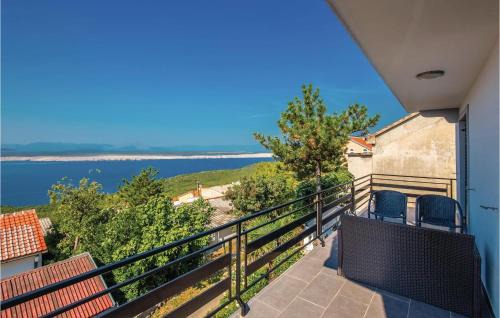 Klanfari Apartment | Stunning Apartment In Dramalj With Wifi