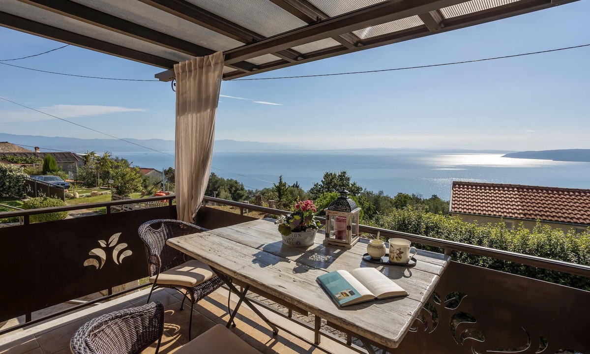Obrs House | Stunning home in Moscenicka Draga