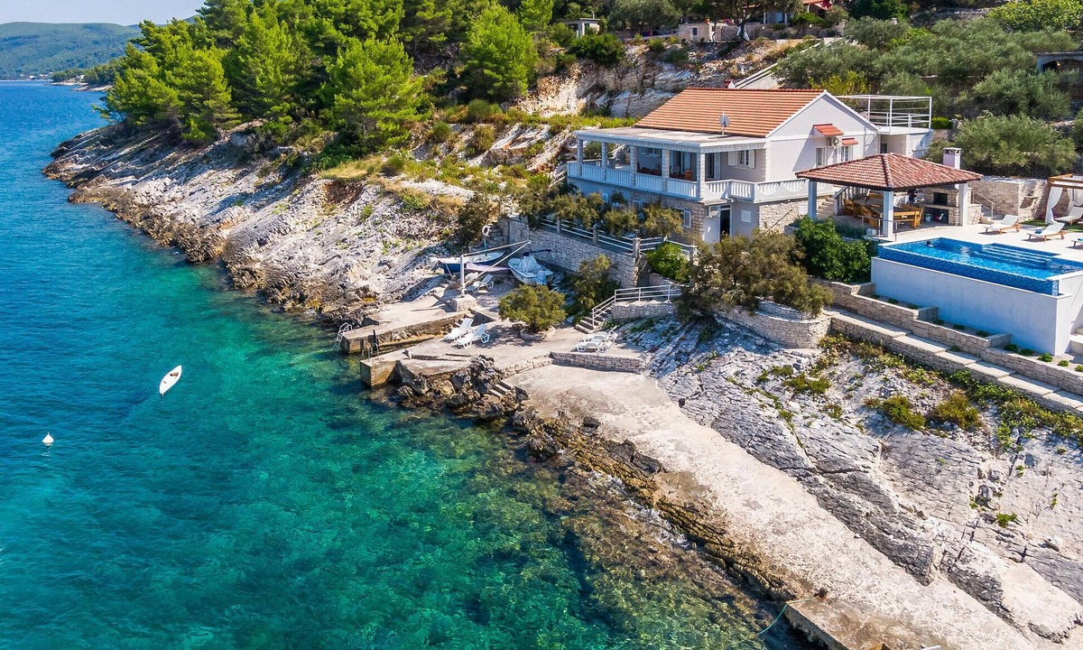 Prigradica House | Stunning home in Blato
