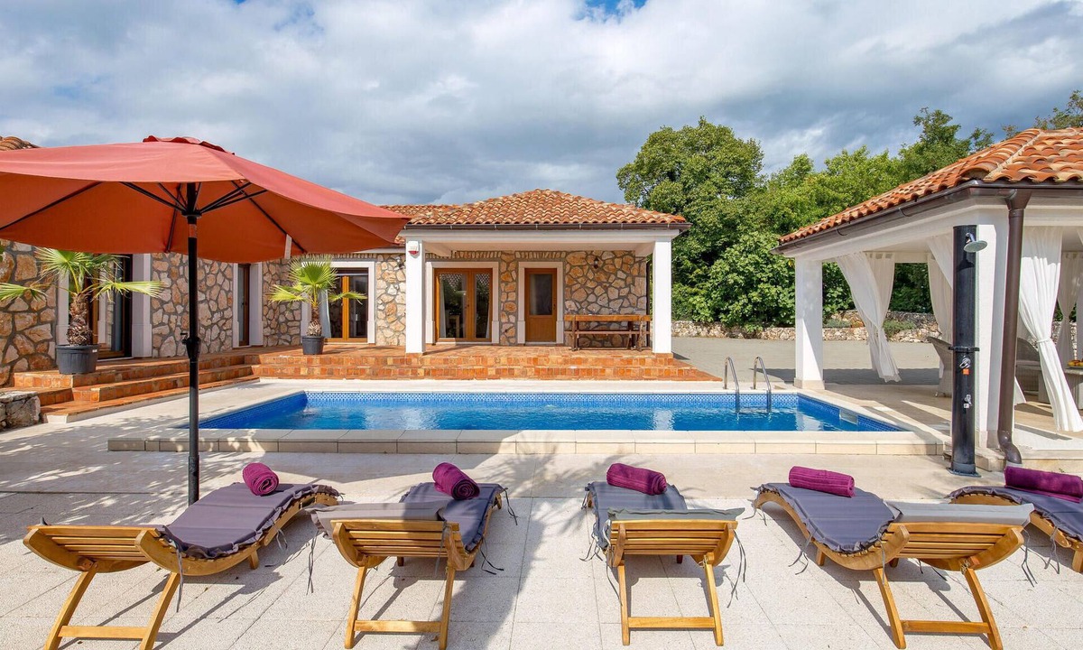 Sveti Vid Dobrinjski House | Stunning home in Gostinjac