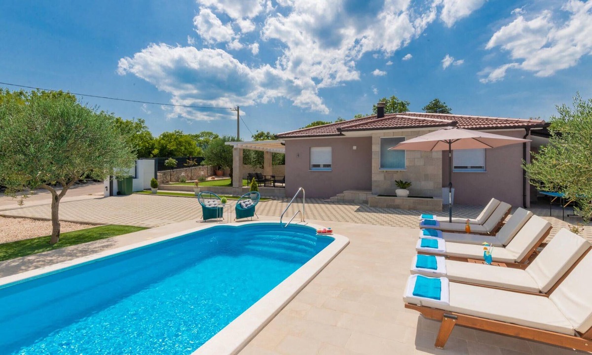Kamenmost House | Stunning home in Kamenmost