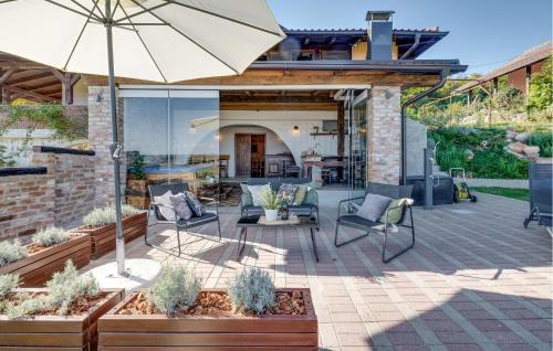 Kapela House | Stunning Home In Kapela