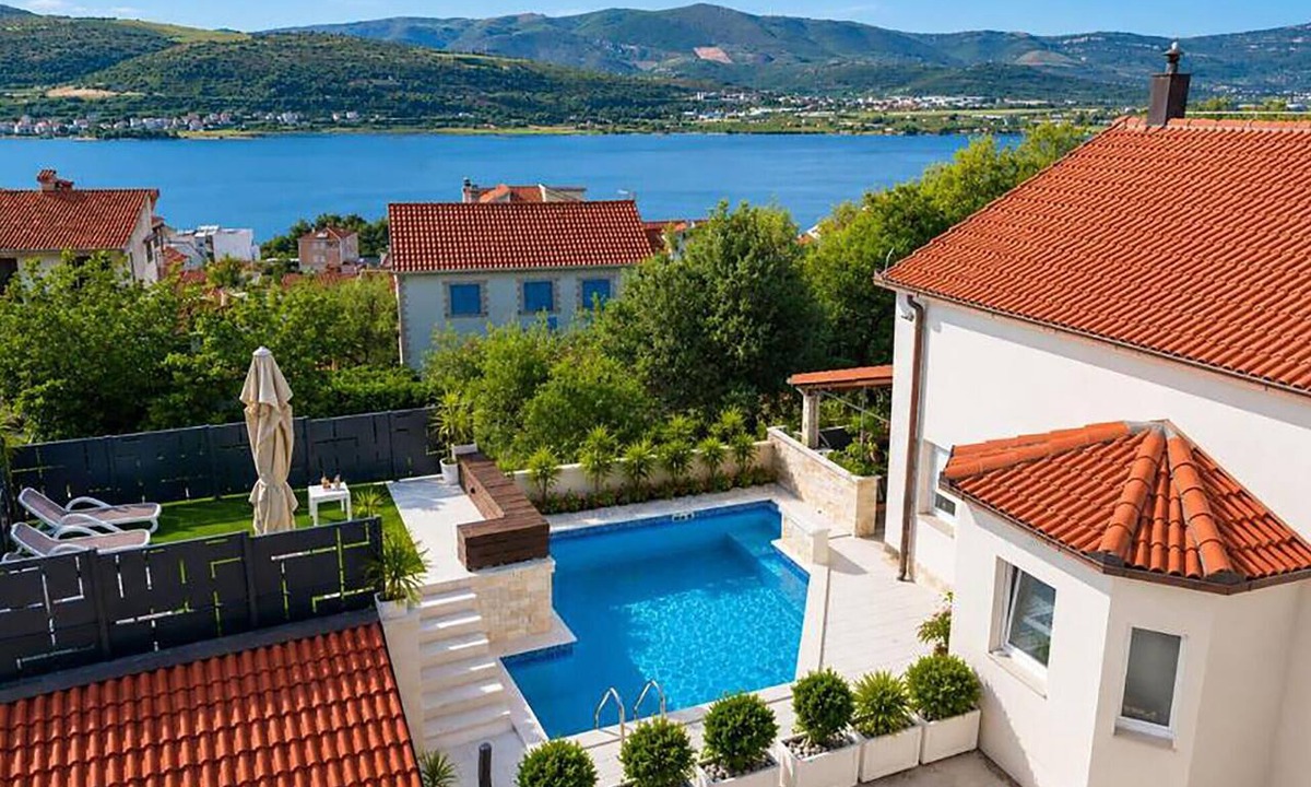 Mastrinka House | Stunning home in Mastrinka with private swimming pool, can be inside or outside