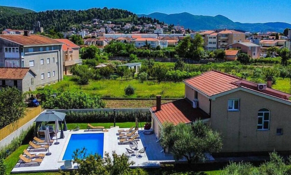 Metkovic House | Stunning home in Metkovic