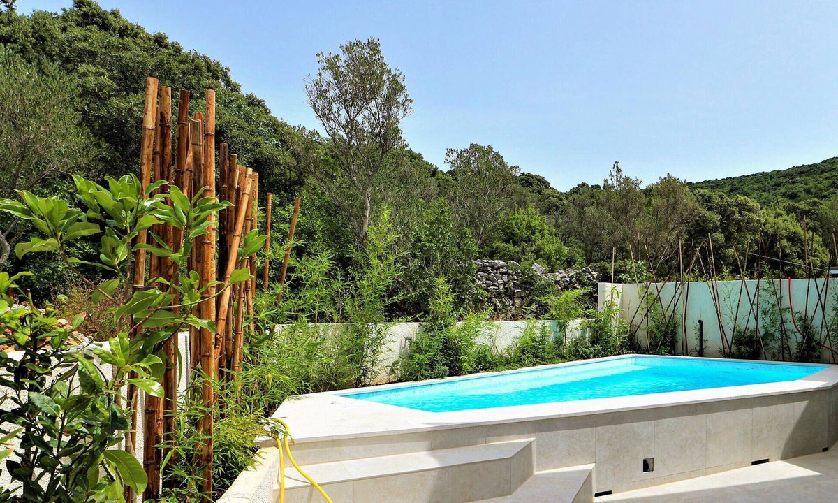 Miholascica House | Stunning home in Miholascica