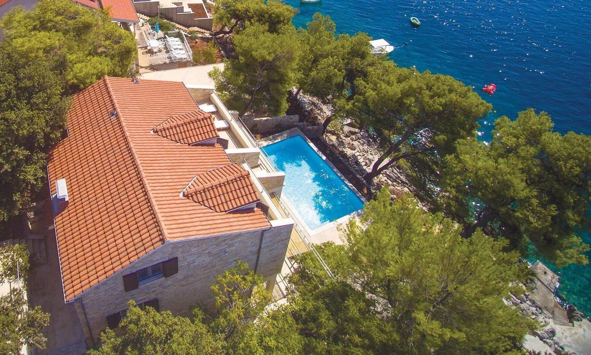 Prizba House | Stunning home in Prizba