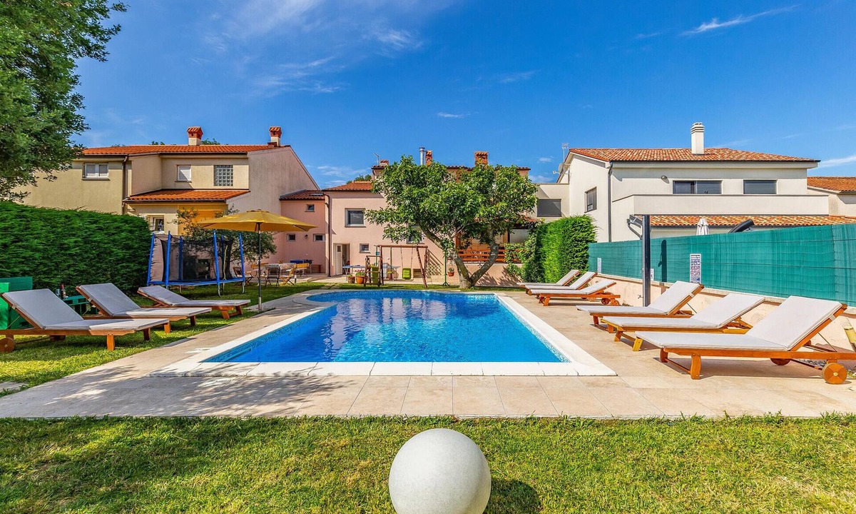 Vinkuran House | Stunning home in Pula