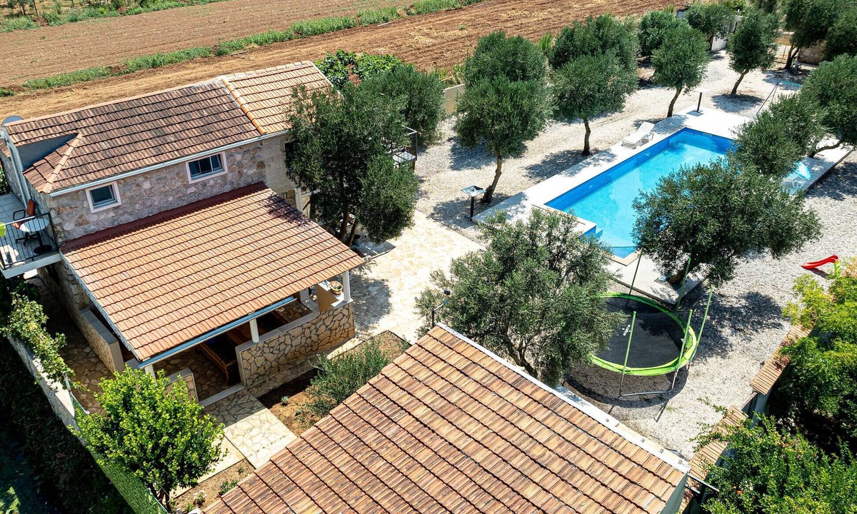 Kobas House | Stunning home in Ston