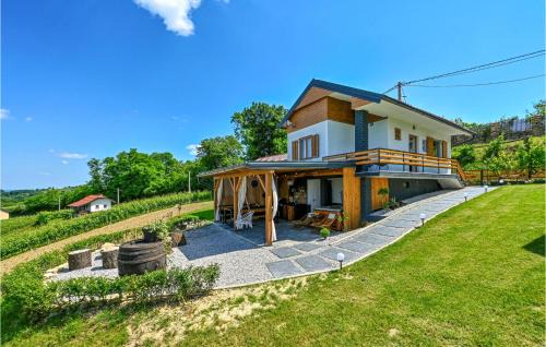 Strigova House | Stunning Home In Sveti Urban With Sauna