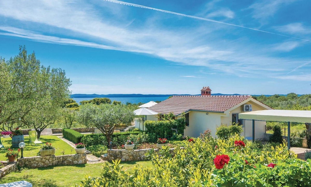 Kozino House | Stunning home in Zadar with WiFi